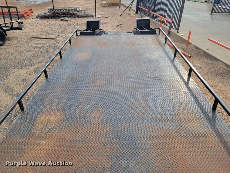 image for item LG9360 2012 Interstate G20DTA  equipment trailer