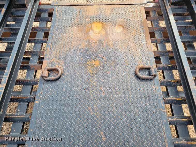 image for item LG9360 2012 Interstate G20DTA  equipment trailer