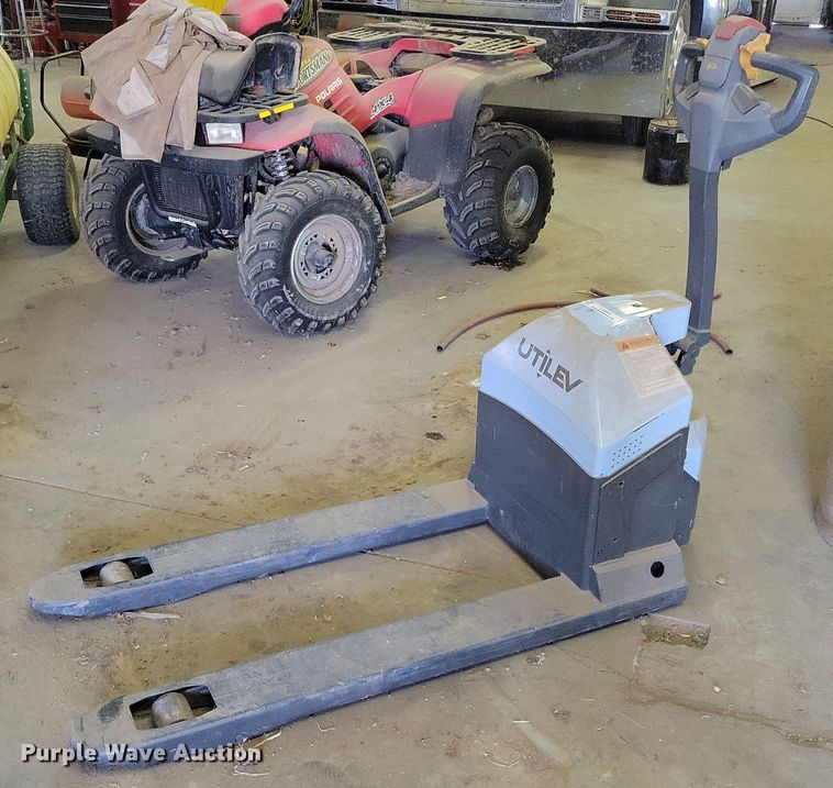 image for item LG9377 Utilev UT15WE  pallet Jack