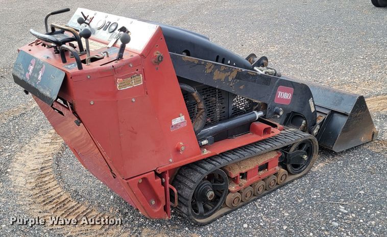 image for item LG9384 2014 Toro Dingo  compact utility loader