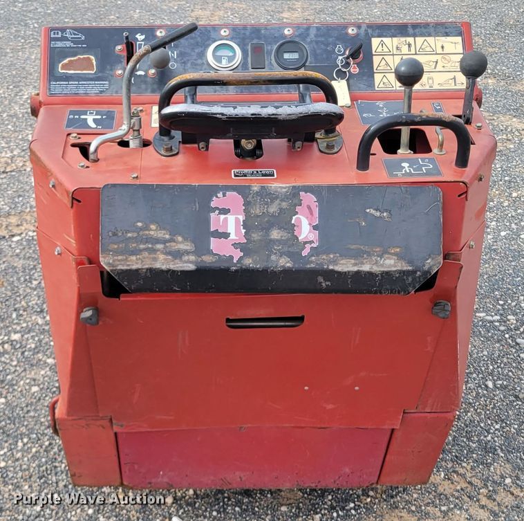 image for item LG9384 2014 Toro Dingo  compact utility loader