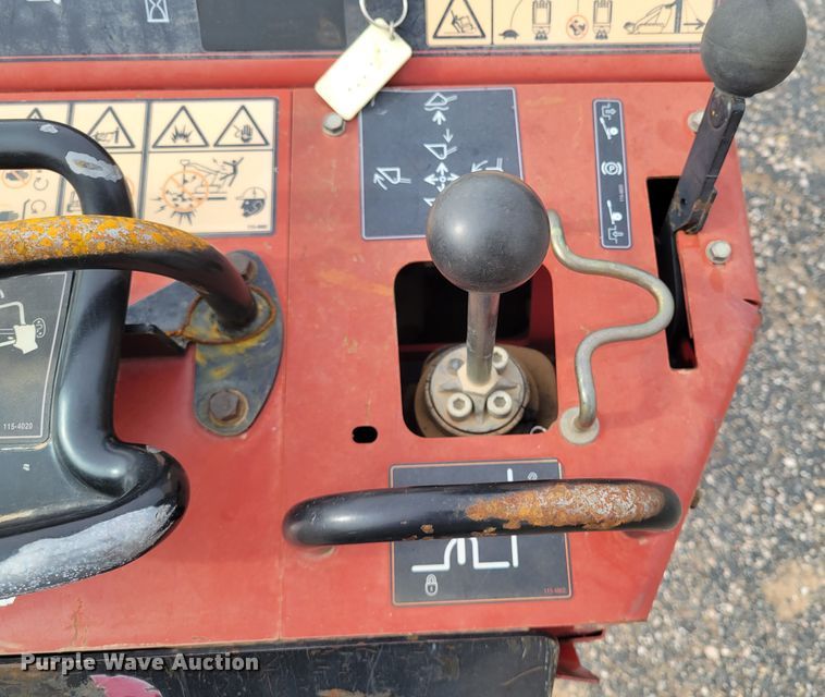 image for item LG9384 2014 Toro Dingo  compact utility loader