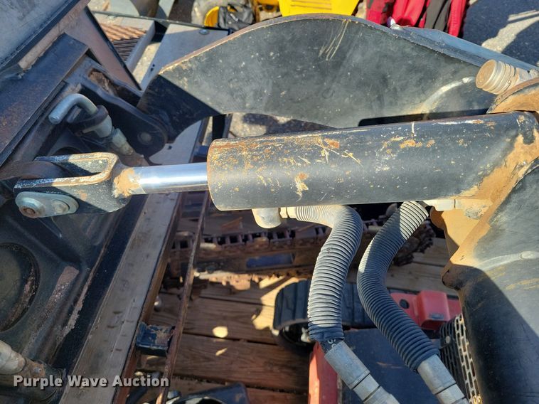 image for item LG9384 2014 Toro Dingo  compact utility loader