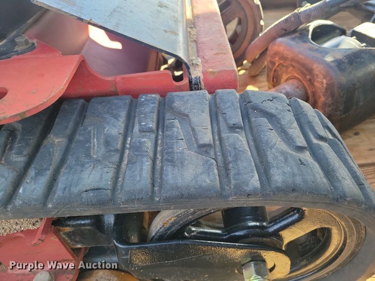 image for item LG9384 2014 Toro Dingo  compact utility loader