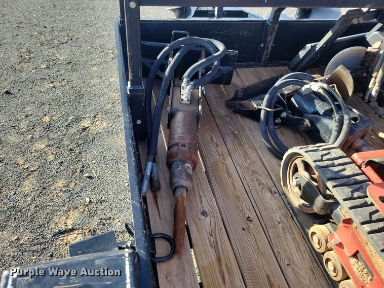 image for item LG9384 2014 Toro Dingo  compact utility loader