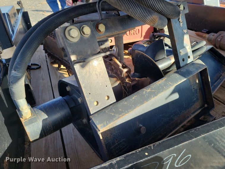 image for item LG9384 2014 Toro Dingo  compact utility loader