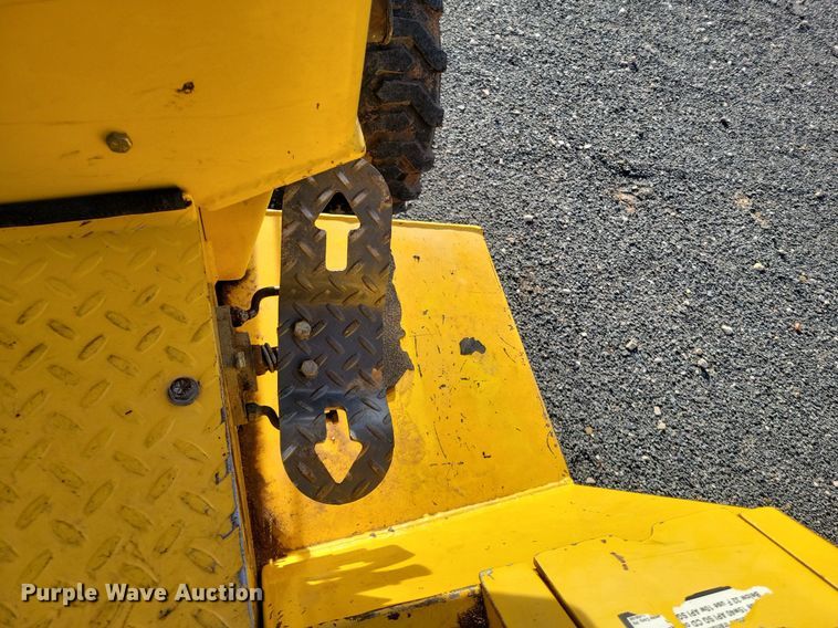 image for item LG9385 Terramite T5C  backhoe