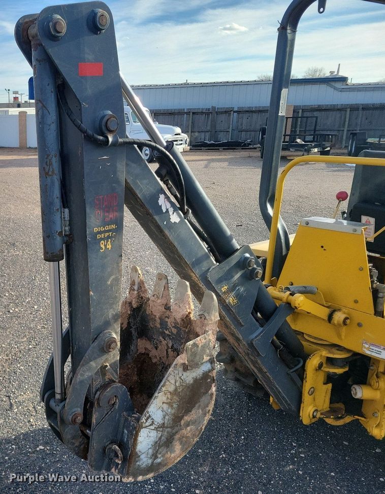 image for item LG9385 Terramite T5C  backhoe