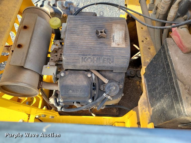 image for item LG9385 Terramite T5C  backhoe