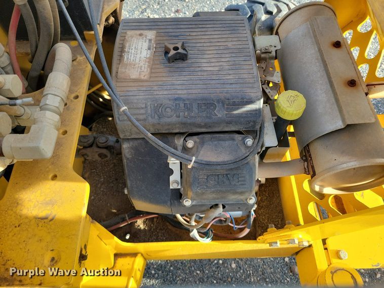 image for item LG9385 Terramite T5C  backhoe