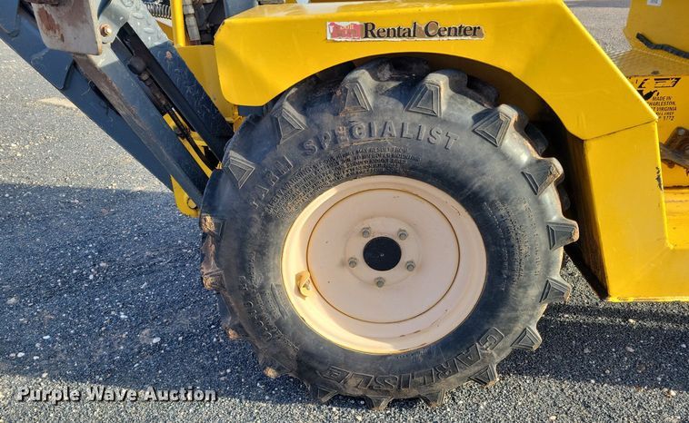 image for item LG9385 Terramite T5C  backhoe