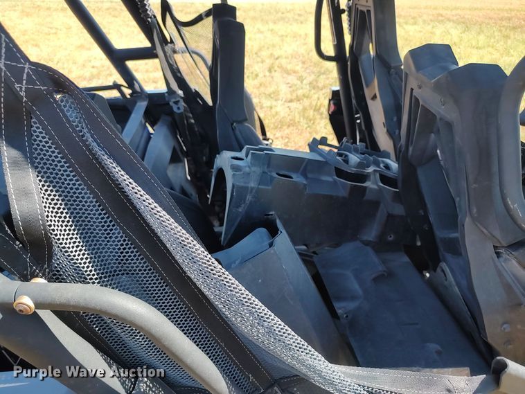 image for item LK9101 2014 Can-Am Commander Max  utility vehicle