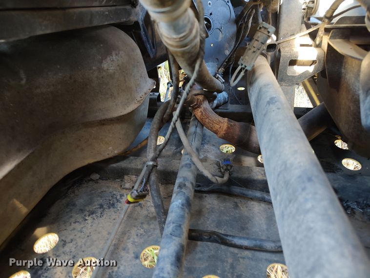 image for item LK9101 2014 Can-Am Commander Max  utility vehicle