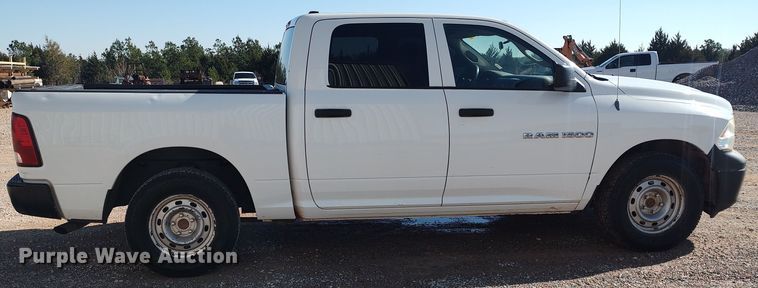 image for item LK9346 2012 Dodge Ram 1500  Crew Cab pickup truck