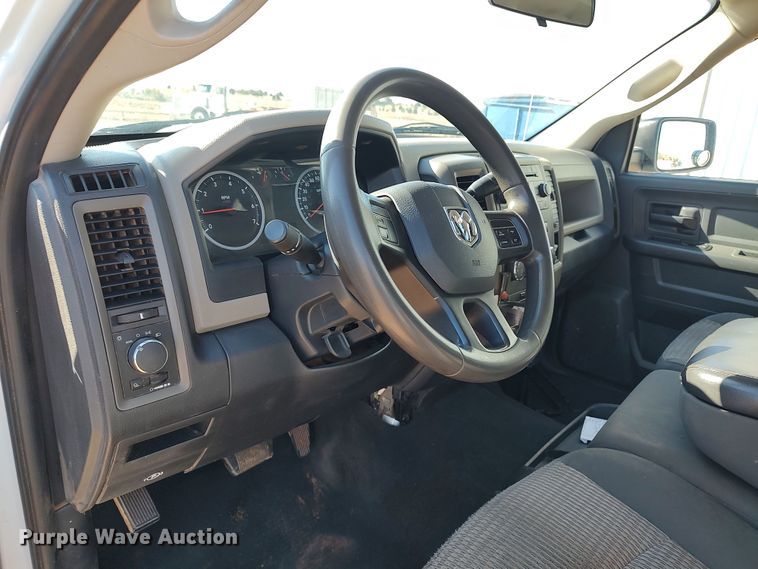 image for item LK9346 2012 Dodge Ram 1500  Crew Cab pickup truck