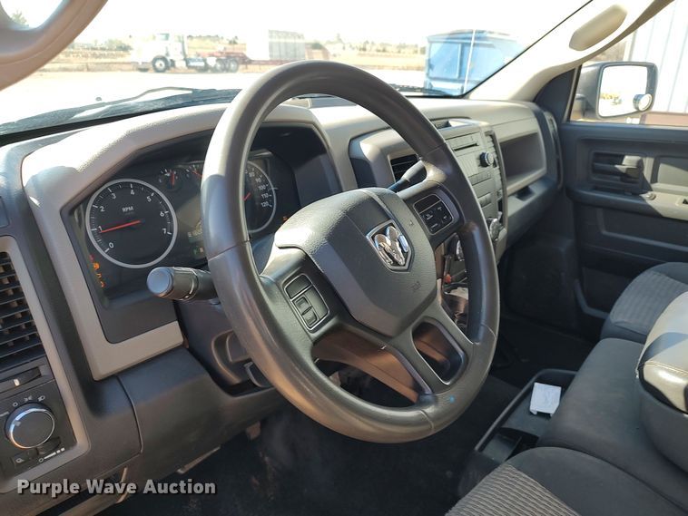 image for item LK9346 2012 Dodge Ram 1500  Crew Cab pickup truck