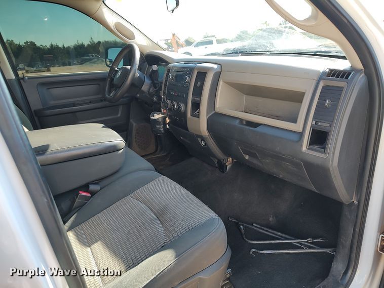 image for item LK9346 2012 Dodge Ram 1500  Crew Cab pickup truck