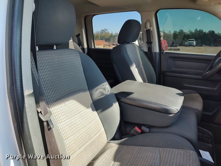 image for item LK9346 2012 Dodge Ram 1500  Crew Cab pickup truck