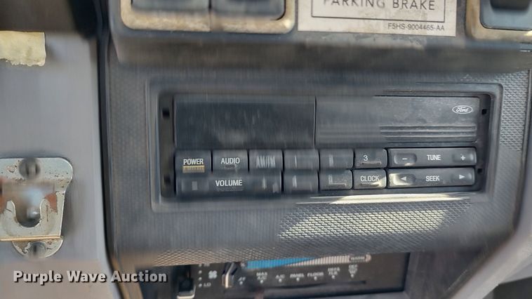 image for item LK9383 1995 Ford F800  flatbed truck with crash attenuator