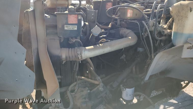 image for item LK9383 1995 Ford F800  flatbed truck with crash attenuator