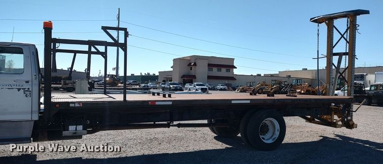 image for item LK9383 1995 Ford F800  flatbed truck with crash attenuator