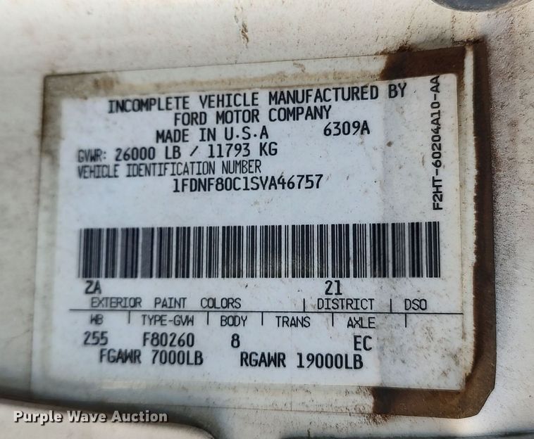 image for item LK9383 1995 Ford F800  flatbed truck with crash attenuator