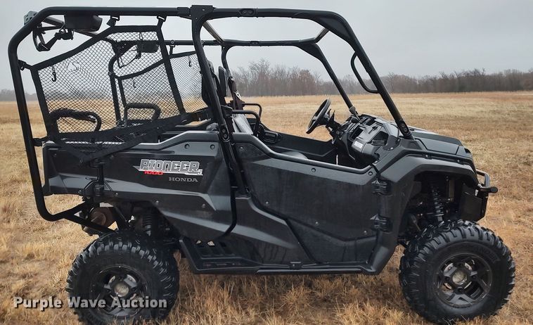 image for item LK9405 2019 Honda Pioneer 1000  utility vehicle