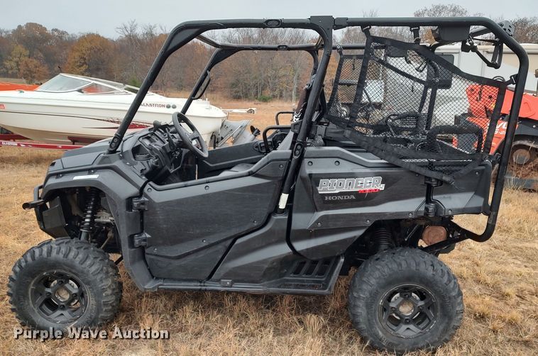 image for item LK9405 2019 Honda Pioneer 1000  utility vehicle