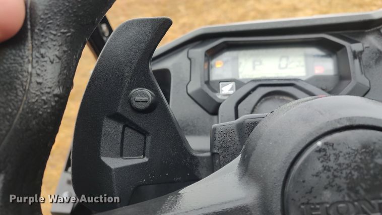 image for item LK9405 2019 Honda Pioneer 1000  utility vehicle