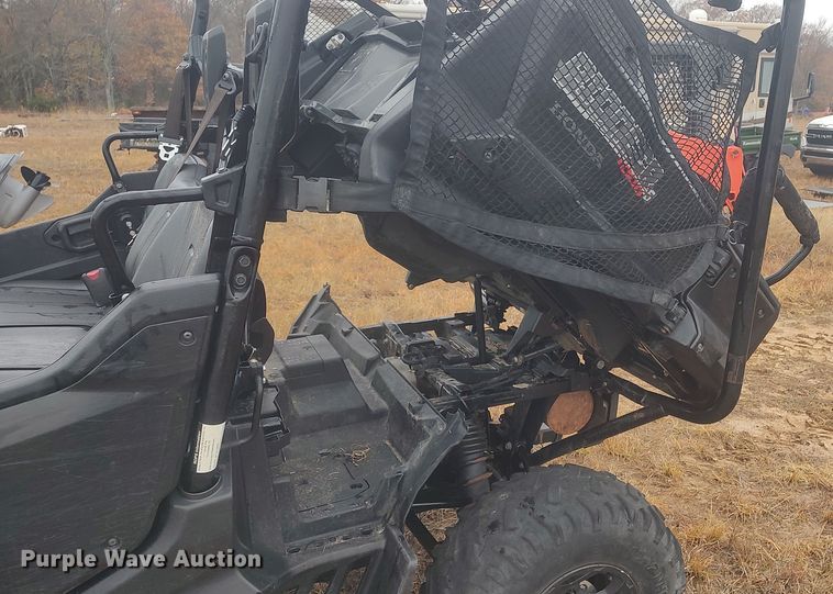 image for item LK9405 2019 Honda Pioneer 1000  utility vehicle