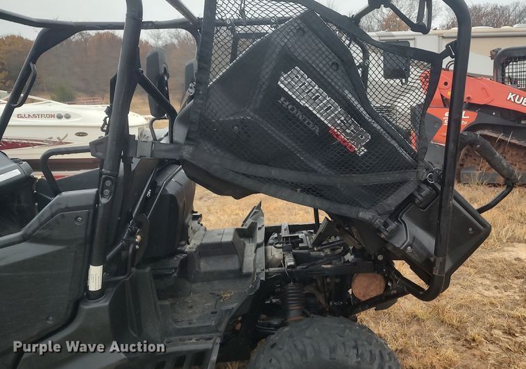 image for item LK9405 2019 Honda Pioneer 1000  utility vehicle