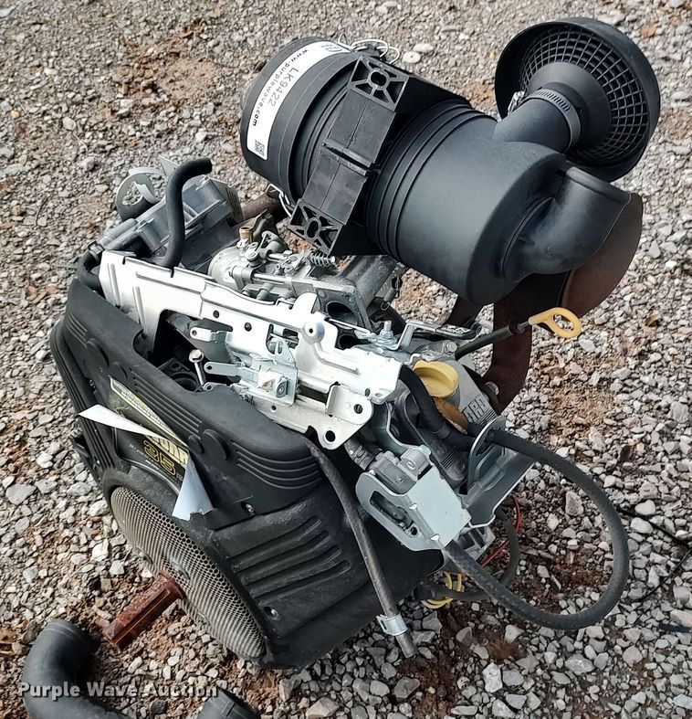 image for item LK9422 Briggs & Stratton Vanguard  engine