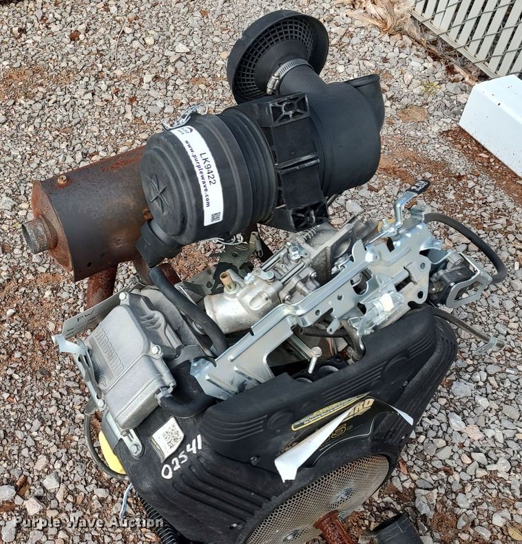 image for item LK9422 Briggs & Stratton Vanguard  engine