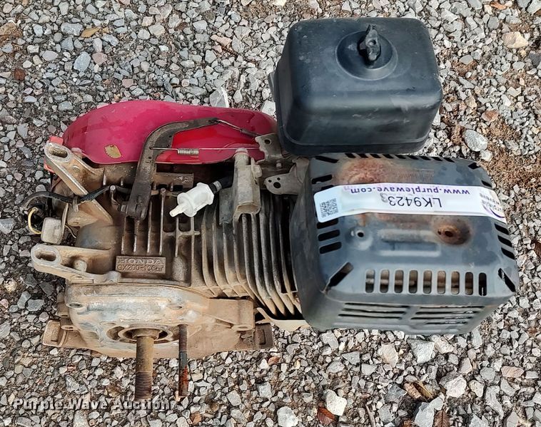 image for item LK9423 Honda GX200  engine