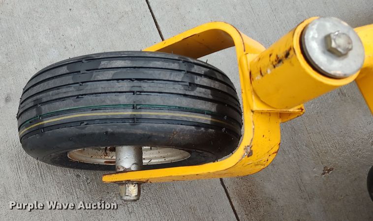 image for item LK9430 Hustler FasTrak SD 928374  ZTR lawn mower