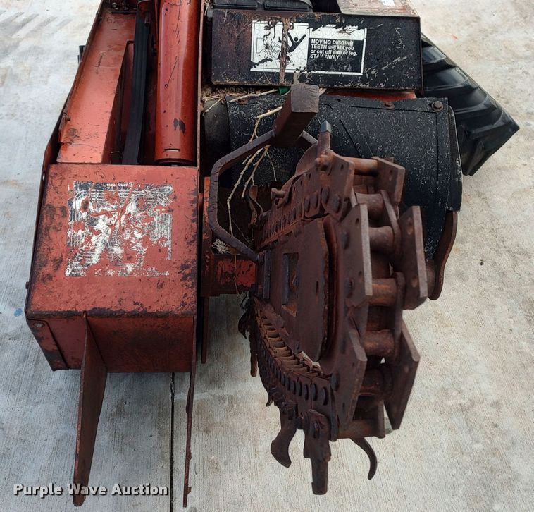 image for item LK9452 Ditch Witch 1820  trencher