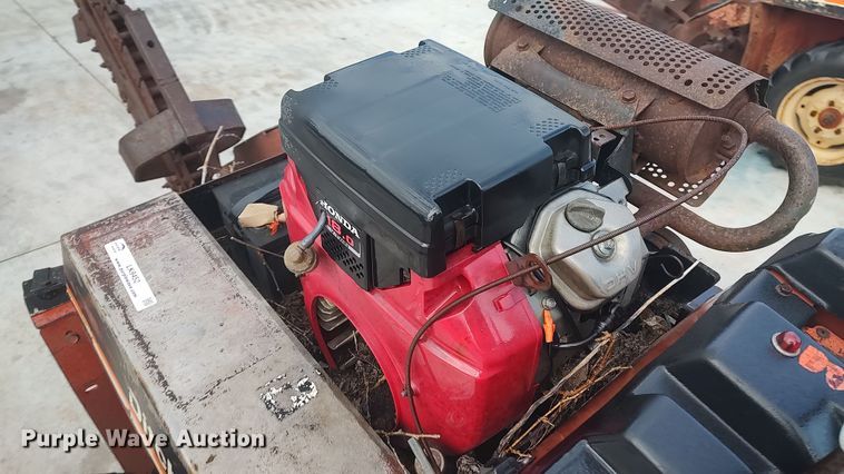 image for item LK9452 Ditch Witch 1820  trencher