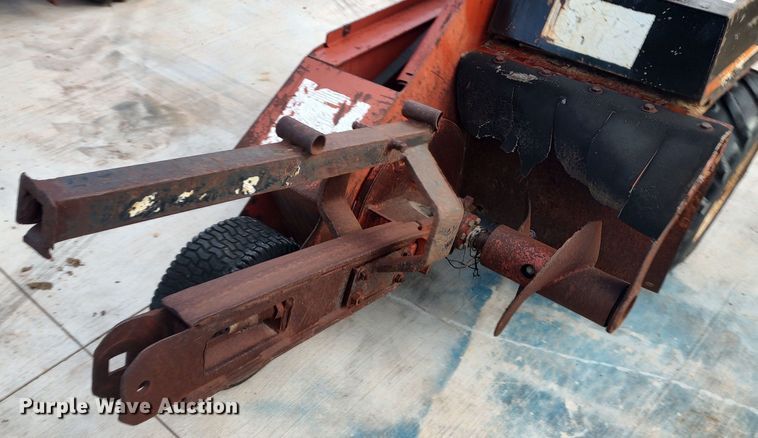image for item LK9453 Ditch Witch 1820  trencher