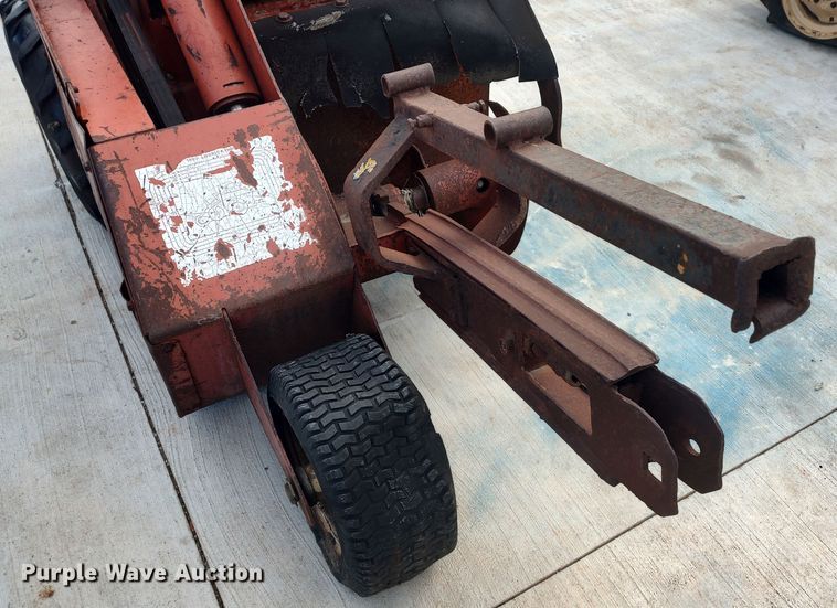 image for item LK9453 Ditch Witch 1820  trencher