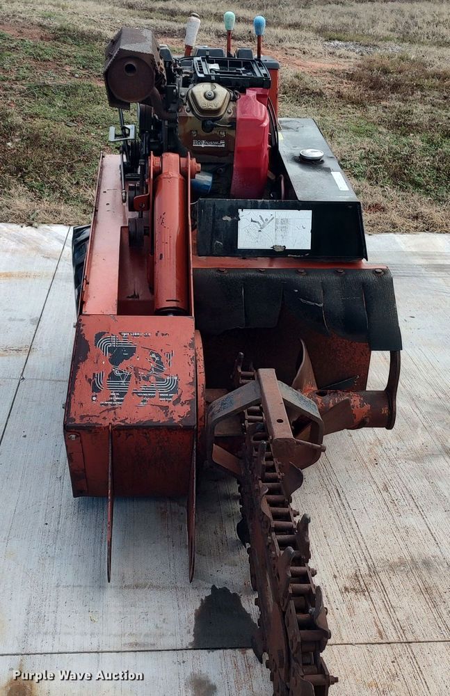 image for item LK9454 Ditch Witch 1820  trencher