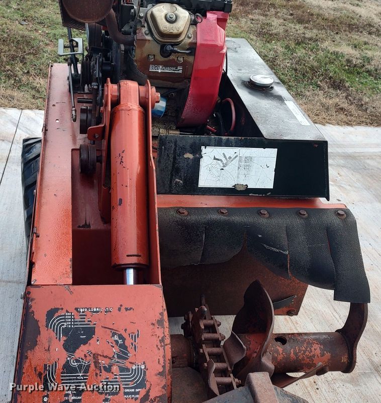 image for item LK9454 Ditch Witch 1820  trencher