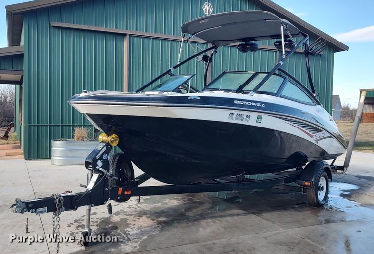 image for item LK9456 2014 Yamaha AR192  boat