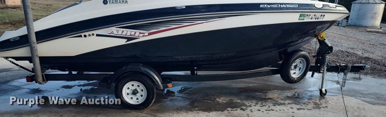 image for item LK9456 2014 Yamaha AR192  boat