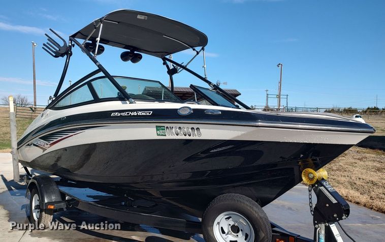 image for item LK9456 2014 Yamaha AR192  boat