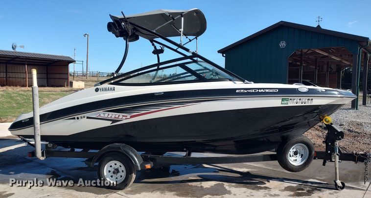 image for item LK9456 2014 Yamaha AR192  boat