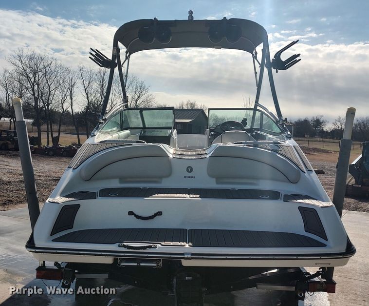 image for item LK9456 2014 Yamaha AR192  boat