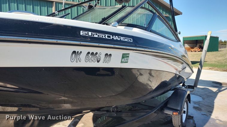 image for item LK9456 2014 Yamaha AR192  boat