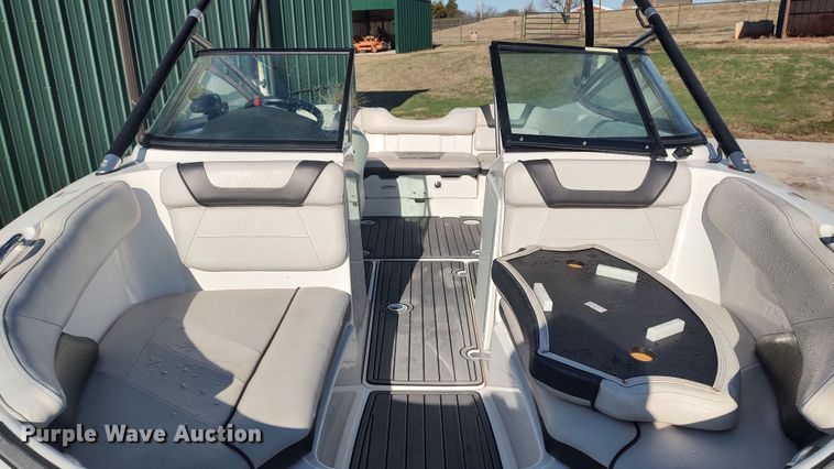 image for item LK9456 2014 Yamaha AR192  boat