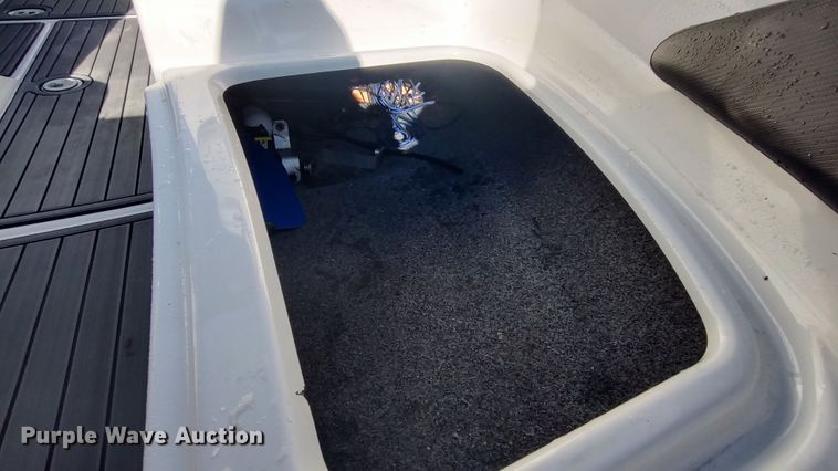 image for item LK9456 2014 Yamaha AR192  boat