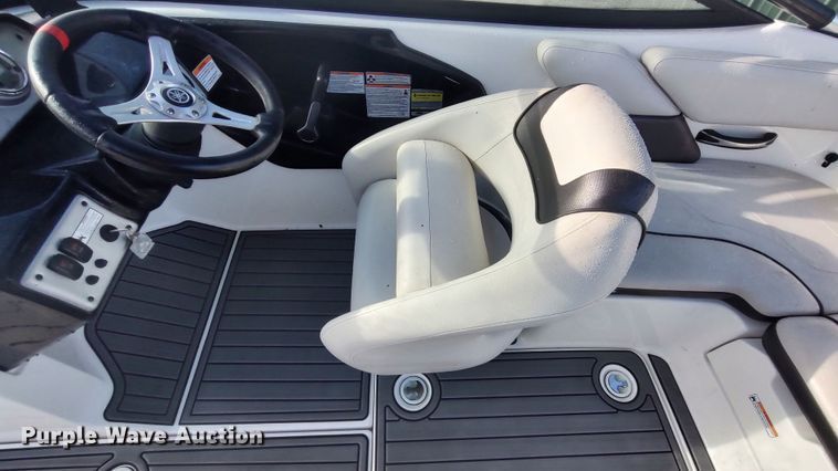 image for item LK9456 2014 Yamaha AR192  boat